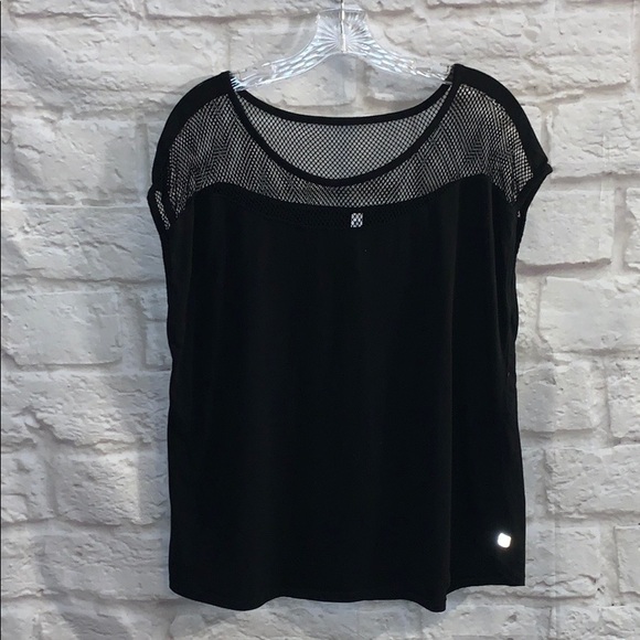 Fabletics Dijon top - Picture 2 of 4